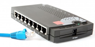 D-Link DGS-3130-30S/B1A PROJ Управляемый L3 стекируемый коммутатор с 24 портами 1000Base-X SFP, 2 портами 10GBase-T и 4 портами 10GBase-X SFP+